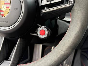 Porsche 992 II Targa 4 GTS — photo 19