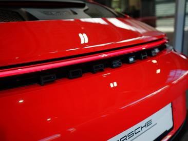 Porsche 992 I GT3 Mit Touring-Paket — photo 37