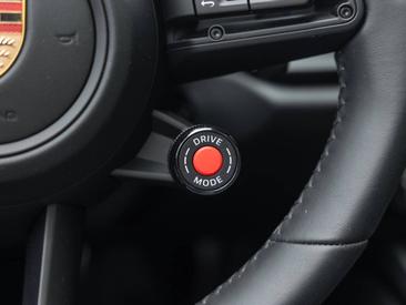 Porsche 992 II Targa 4 GTS — photo 19