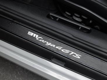 Porsche 992 II Targa 4 GTS — photo 30