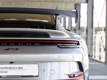 Porsche 992 I GT3 — photo 12
