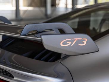 Porsche 992 I GT3 — photo 18