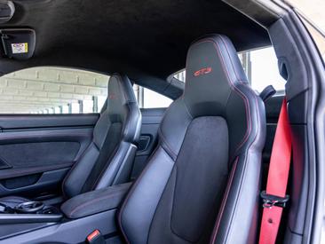 Porsche 992 I GT3 — photo 20