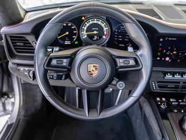 Porsche 992 I GT3 — photo 21
