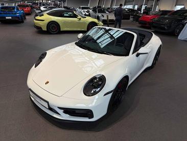 Porsche 992 I Carrera 4 GTS Cabriolet — photo 16