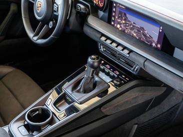 Porsche 992 I GT3 — photo 31