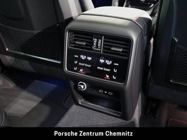 Porsche Cayenne III GTS Coupé — photo 36