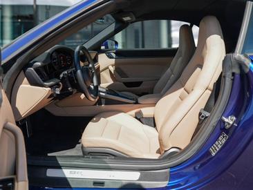 Porsche 992 I Carrera Cabriolet — photo 12