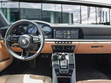 Porsche 992 I Carrera Cabriolet — photo 13