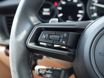 Porsche 992 I Carrera Cabriolet — photo 15