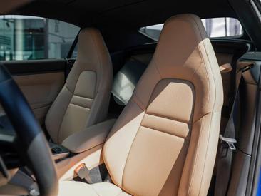 Porsche 992 I Carrera Cabriolet — photo 19