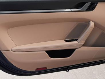 Porsche 992 I Carrera Cabriolet — photo 22