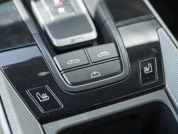 Porsche 992 I Carrera Cabriolet — photo 24
