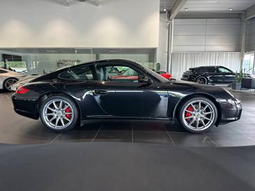 Porsche 911 Carrera 4S — photo 2