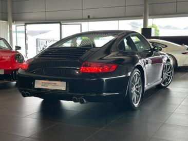 Porsche 911 Carrera 4S — photo 3