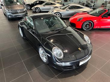 Porsche 911 Carrera 4S — photo 7