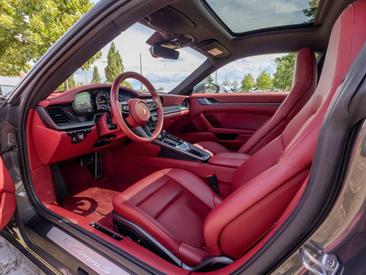 Porsche 992 I Carrera S — photo 17