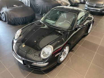Porsche 911 Carrera 4S — photo 22