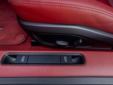 Porsche 992 I Carrera S — photo 31