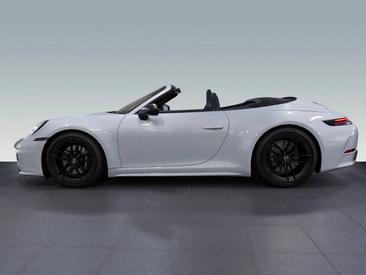 Porsche 992 II Carrera T Cabriolet — photo 2
