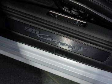 Porsche 992 II Carrera T Cabriolet — photo 8