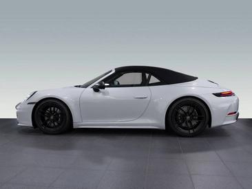Porsche 992 II Carrera T Cabriolet — photo 13
