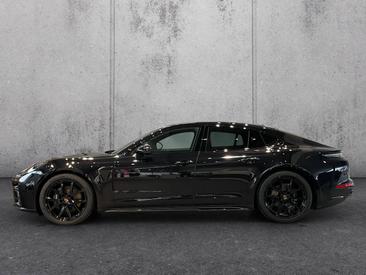 Porsche Panamera III — photo 2