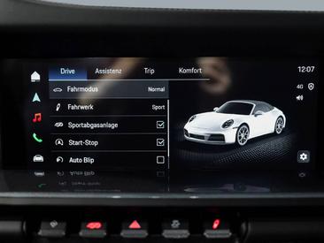 Porsche 992 II Carrera T Cabriolet — photo 35
