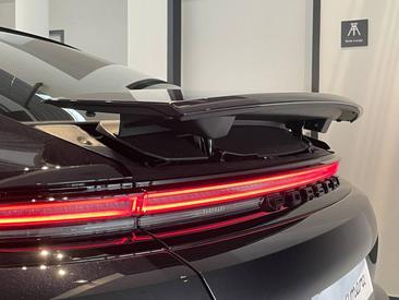 Porsche Panamera III — photo 42