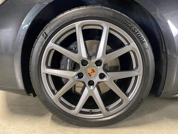 Porsche Panamera III 4 — photo 8