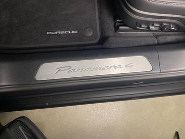 Porsche Panamera III 4 — photo 10
