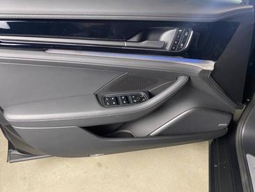 Porsche Panamera III 4 — photo 20