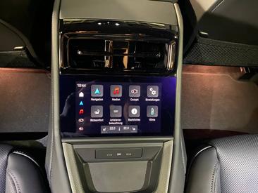 Porsche Panamera III 4 — photo 24