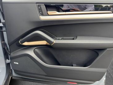 Porsche Cayenne III Coupé — photo 19
