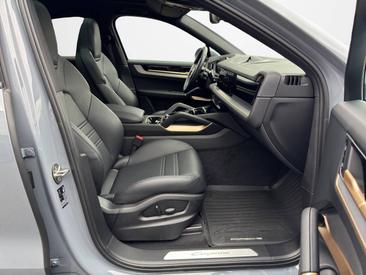 Porsche Cayenne III Coupé — photo 20