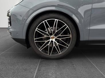 Porsche Cayenne III Coupé — photo 22