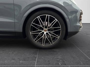 Porsche Cayenne III Coupé — photo 23
