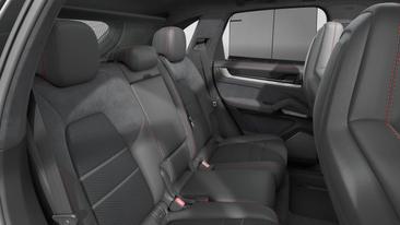 Porsche Cayenne III GTS — photo 13