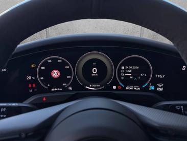 Porsche Taycan ph2 Turbo GT — photo 15