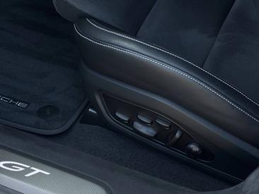 Porsche Taycan ph2 Turbo GT — photo 18