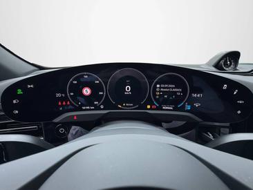 Porsche Taycan ph2 4S Cross Turismo — photo 11