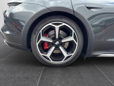 Porsche Taycan ph2 4S Cross Turismo — photo 24
