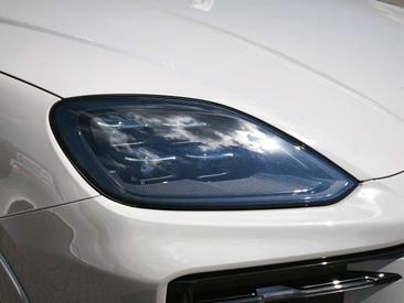 Porsche Cayenne III E-Hybrid Coupé Black Edition — photo 10