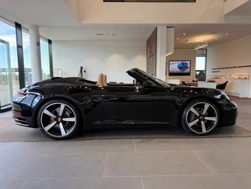 Porsche 992 I Carrera Cabriolet — photo 15