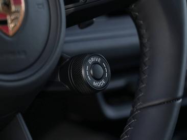 Porsche Cayenne III E-Hybrid Coupé Black Edition — photo 18