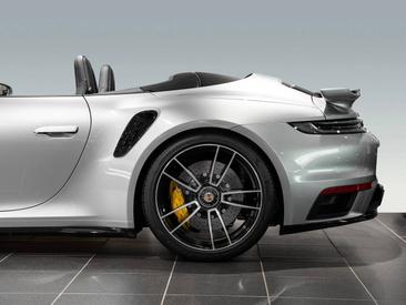 Porsche 992 I Turbo S Cabriolet — photo 10