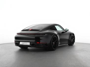 Porsche 992 I Carrera 4S — photo 4