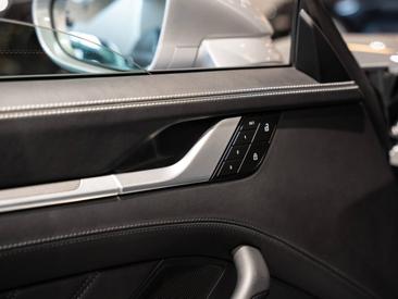 Porsche 992 I Turbo S Cabriolet — photo 23