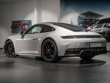 Porsche 992 II Carrera 4 GTS — photo 3