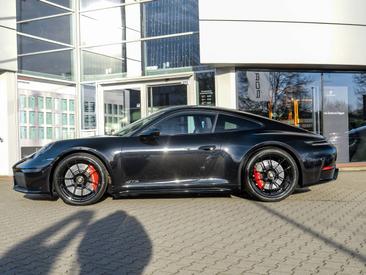 Porsche 992 II Carrera GTS — photo 2
